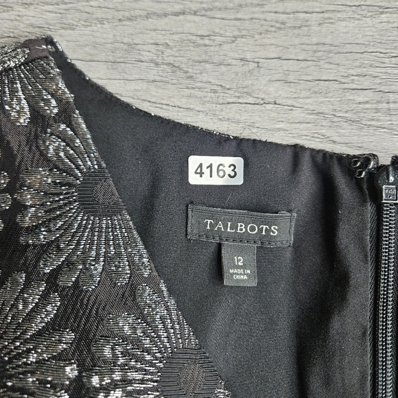 Talbots Sleeveless Black Dress with Silver Daisy Print Size 12 Lined - Picture 6 of 13